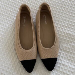 Vivaia Tan Black Point Ballet Flats‎ Shoes Comfort Women’s Size 37 / US 6.5